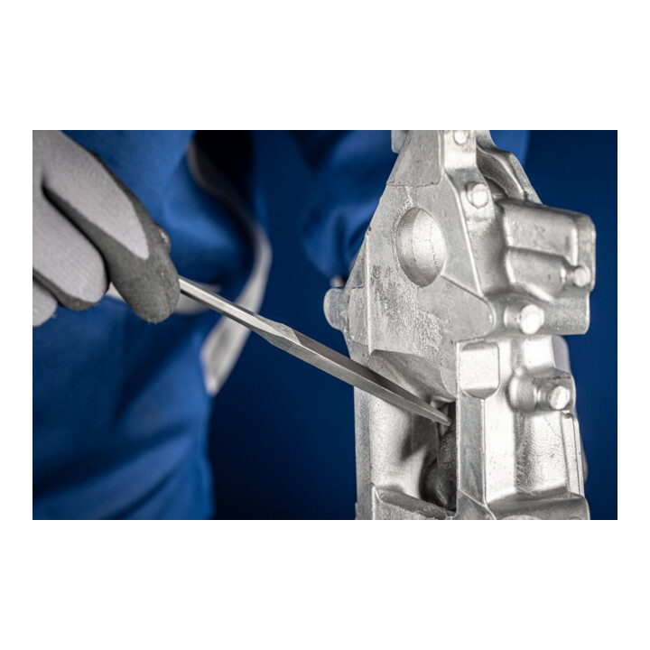 PFERD TOOLS Präzisions-Handy-Feile Dreikant 215 mm Schweizer Hieb 1, mittel
