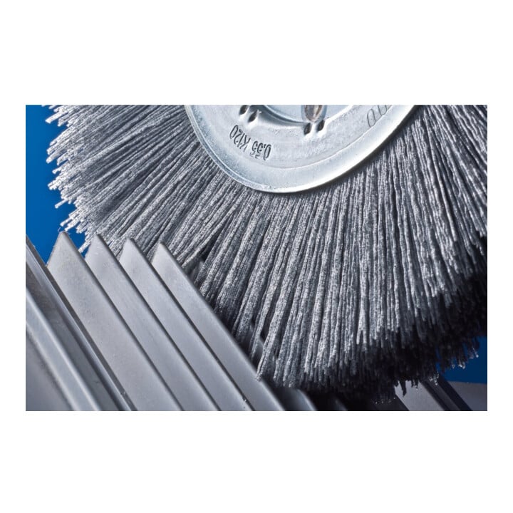 PFERD TOOLS Rundbürste ungezopft RBU Ø 200x13x50,8 mm Bohrung SiC-Filament-Ø 0,55 mm Korn 120 stationär
