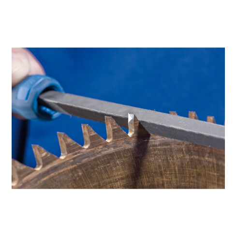 PFERD TOOLS Sägefeile mit Heft Dreikant normal 125 mm Hieb 2 universell zum Schärfen