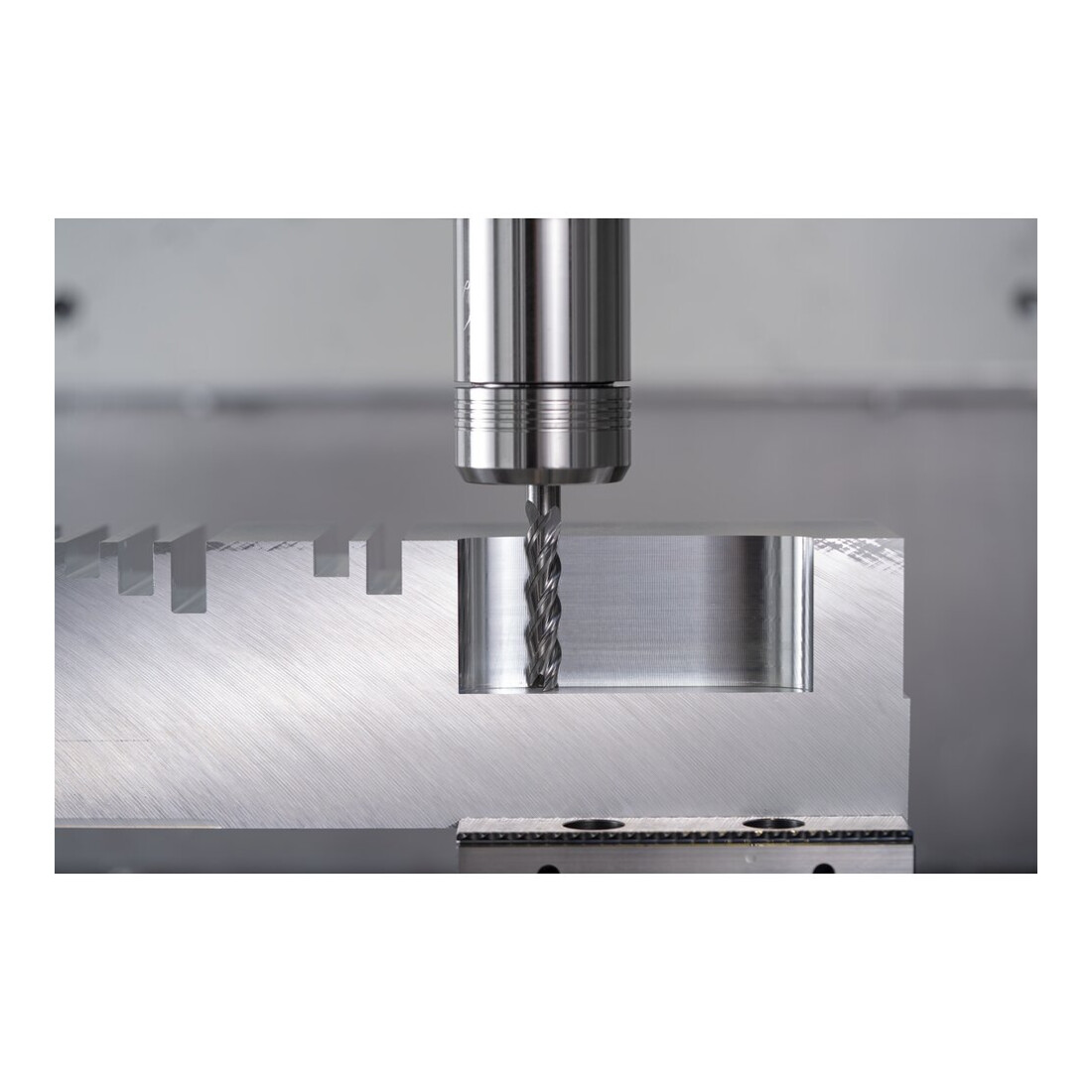 PFERD TOOLS VHM-Fräser Ø10mm, 3 Schneiden,>4xDC, Fase 0,2mm, unbeschichtet, Schaft HA, Performance Aluminium