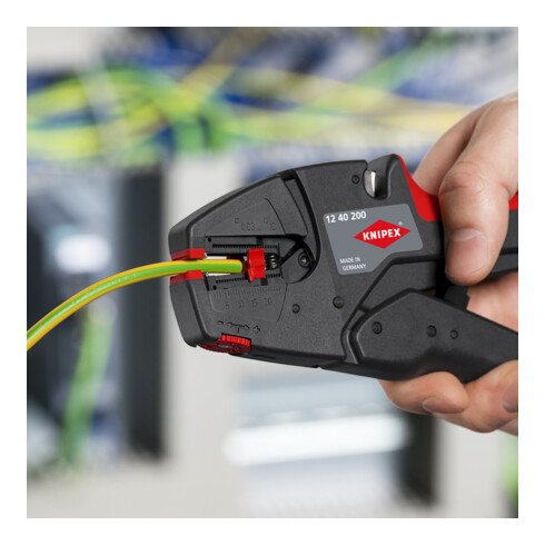 Pinces à dénuder auto-ajustables Knipex