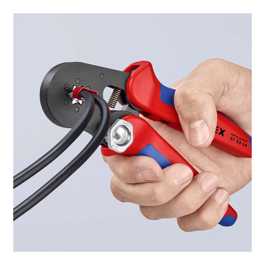 Pinces à sertir auto-ajustables pour embouts de câble, avec accès latéral Knipex
