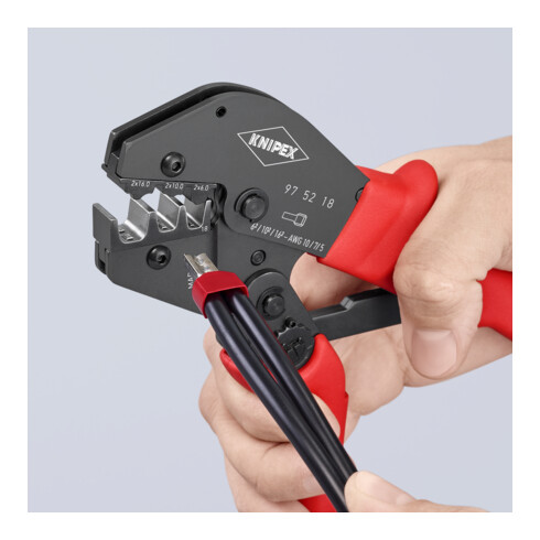Pinces à sertir, également pour prise à deux mains Knipex