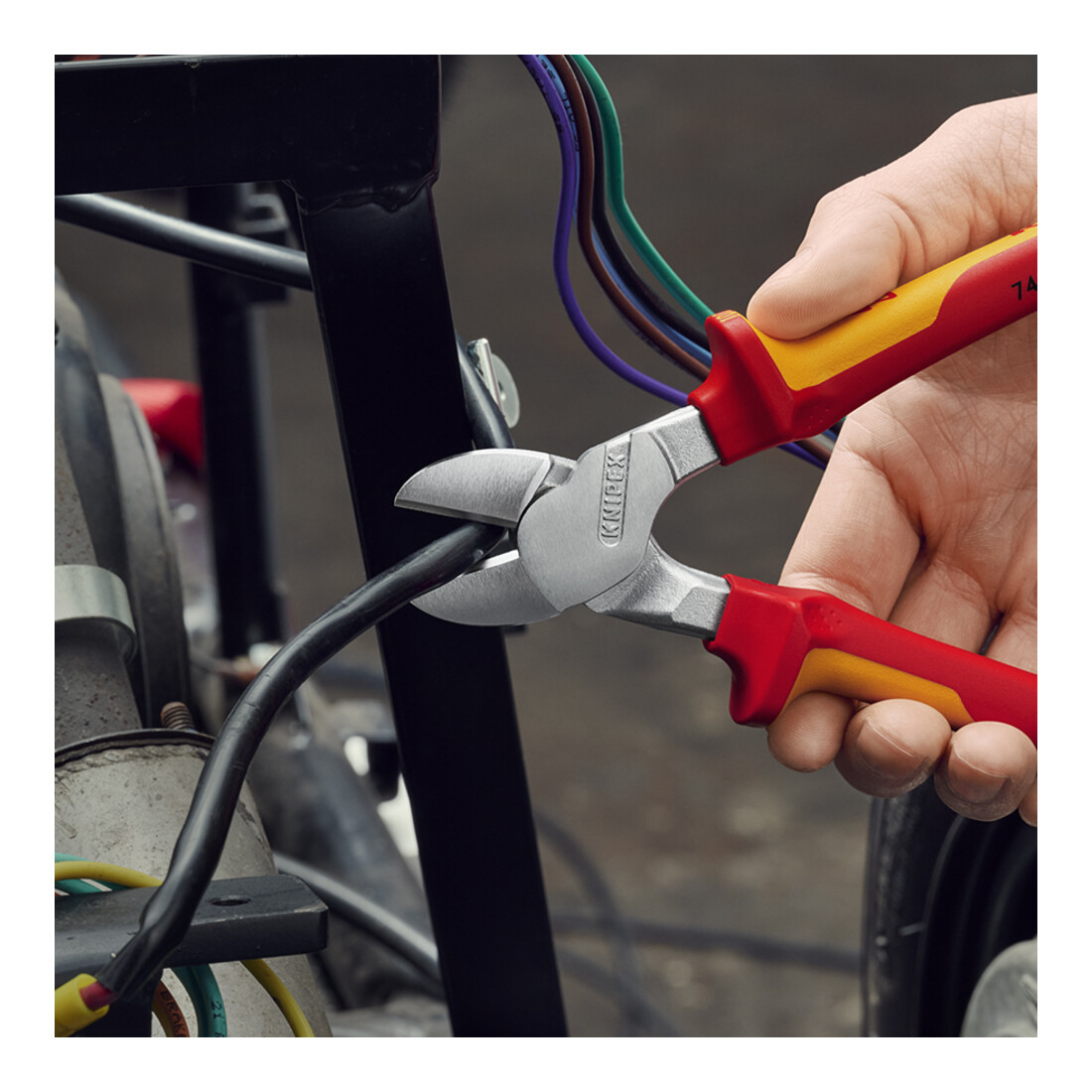 Pinces coupantes de côté à forte démultiplication Knipex