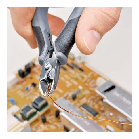 Pinces coupantes de côté pour l’électronique ESD Knipex