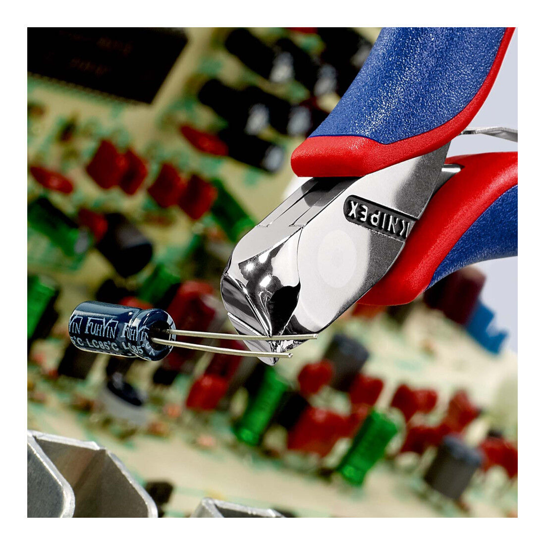 Scie électrique à biseau 115mm sans biseau Knipex