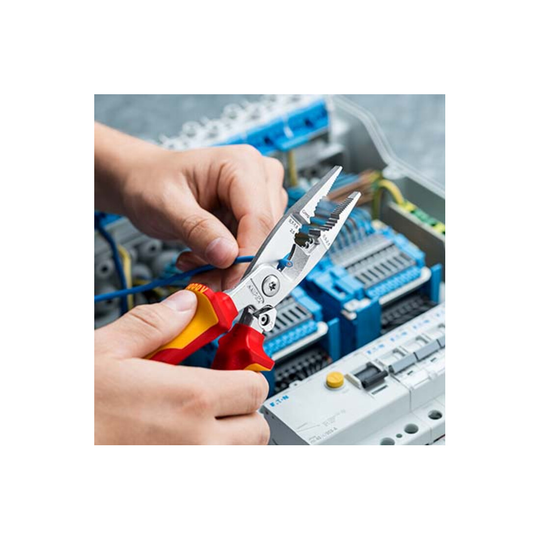 Pinces pour installations électriques Knipex