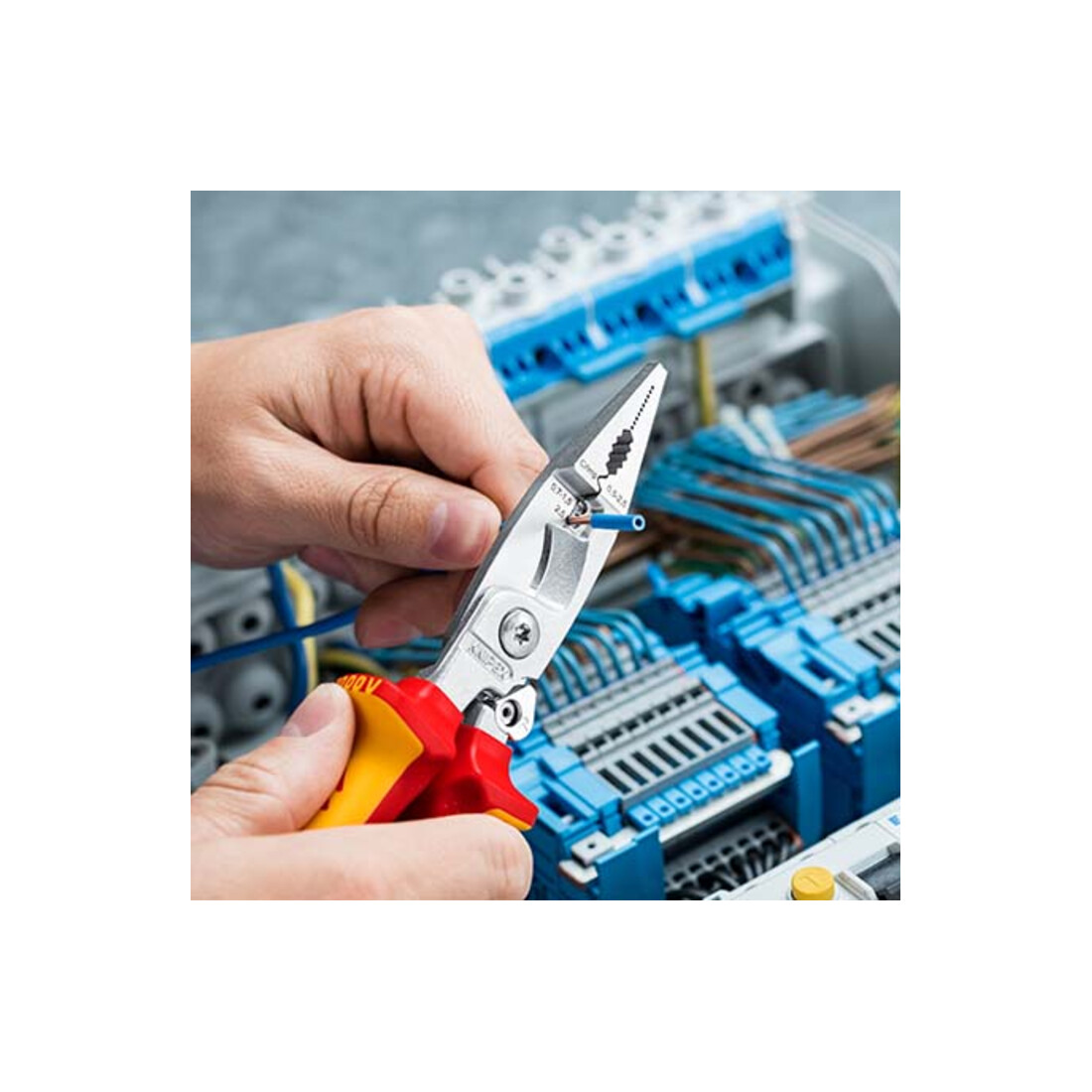 Pinces pour installations électriques Knipex
