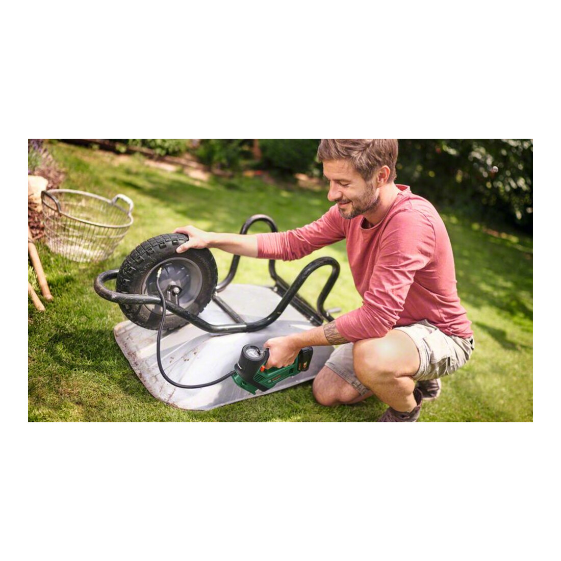 Pompe à air comprimé sans fil UniversalPump 18V Bosch