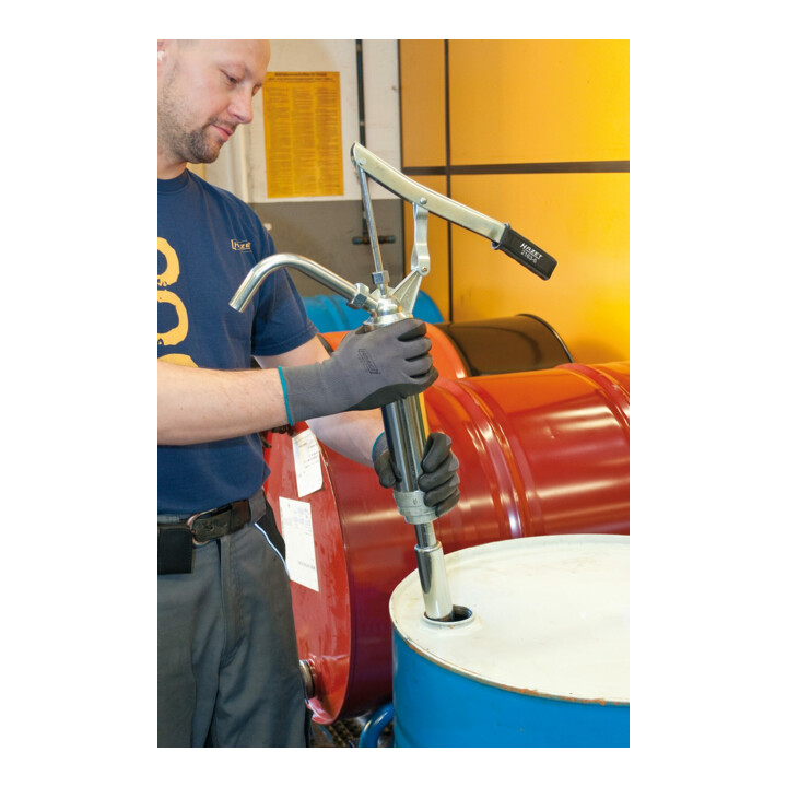 Pompe à main avec tuyau d'aspiration télescopique 16 l/min. 2163-1 HAZET