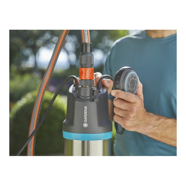 Pompe à pression  submersible 5900/4 inox GARDENA