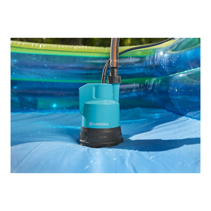 Pompe submersible à eau claire sans fil 2000/2 18V P4A GARDENA Set Ready-To-Use
