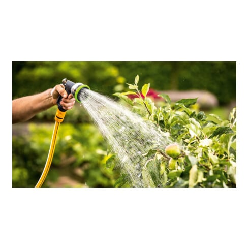 Pompes à eau de pluie sans fil Bosch GardenPump 18V-2000, chargeur AL 1810 CV