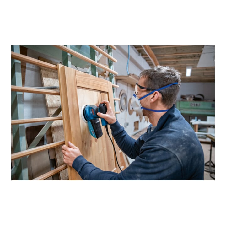 Ponceuse en orbite aléatoire Bosch GEX 125-1 AE, avec 3 x feuille abrasive C470, dans une mallette d'artisan