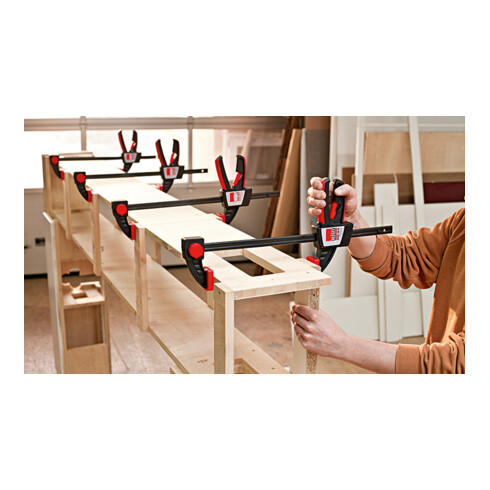 Presse "Une Main" EZS Bessey