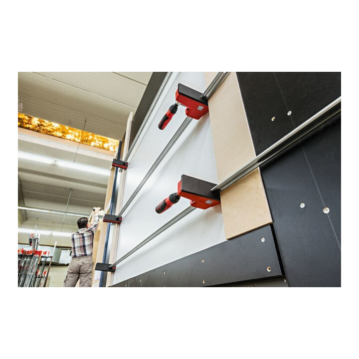Presse VarioKorpus REVO KREV Bessey