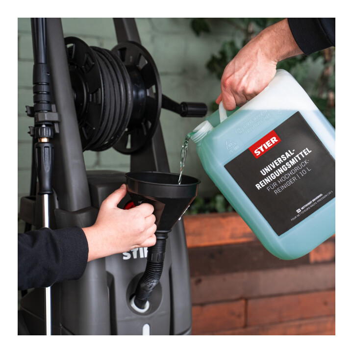 Produit de nettoyage universel STIER pour nettoyeurs haute pression, 10 litres
