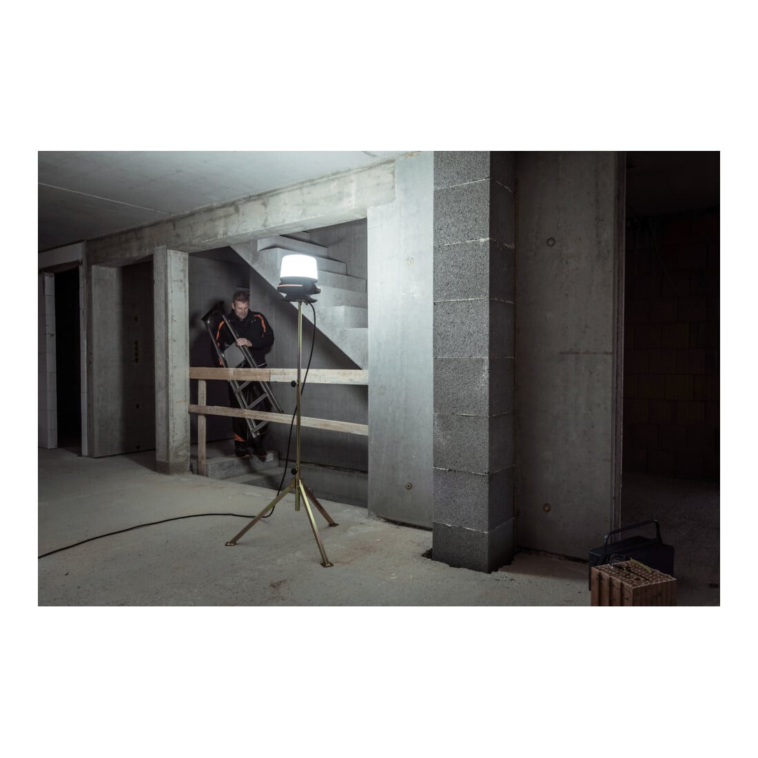 professionalLINE Mobiele 360° LED-spot ORUM 5050 M, IP54, 5800lm, 47W, 5m H07RN-F 3G1.5