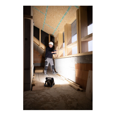 Projecteur mobile LED à accumulateur Brennenstuhl BS 5000 MA Système Bosch, 6000lm, IP55