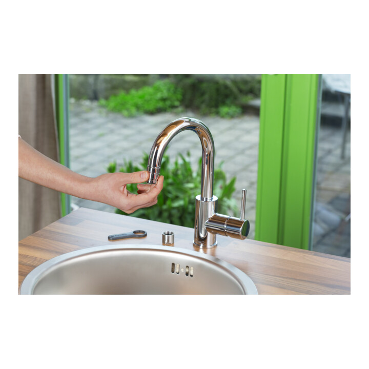 Raccord de robinet GARDENA pour robinets d'eau intérieurs