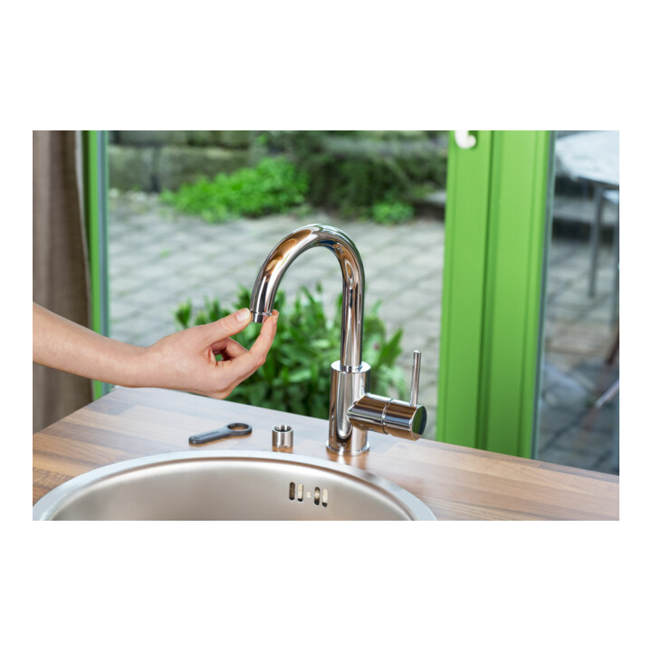 Raccord de robinet GARDENA pour robinets d'eau intérieurs