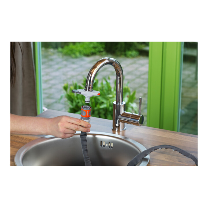 Raccord de robinet GARDENA pour robinets d'eau intérieurs