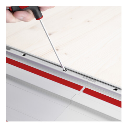 Raccord STIER pour rails de guidage