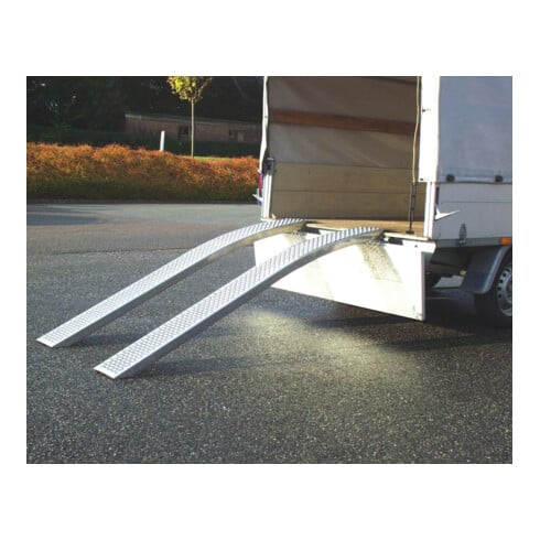 Rail de chargement 400 kg sans rebord L.1500mm surface de roulement I.180mm rail I.215mm