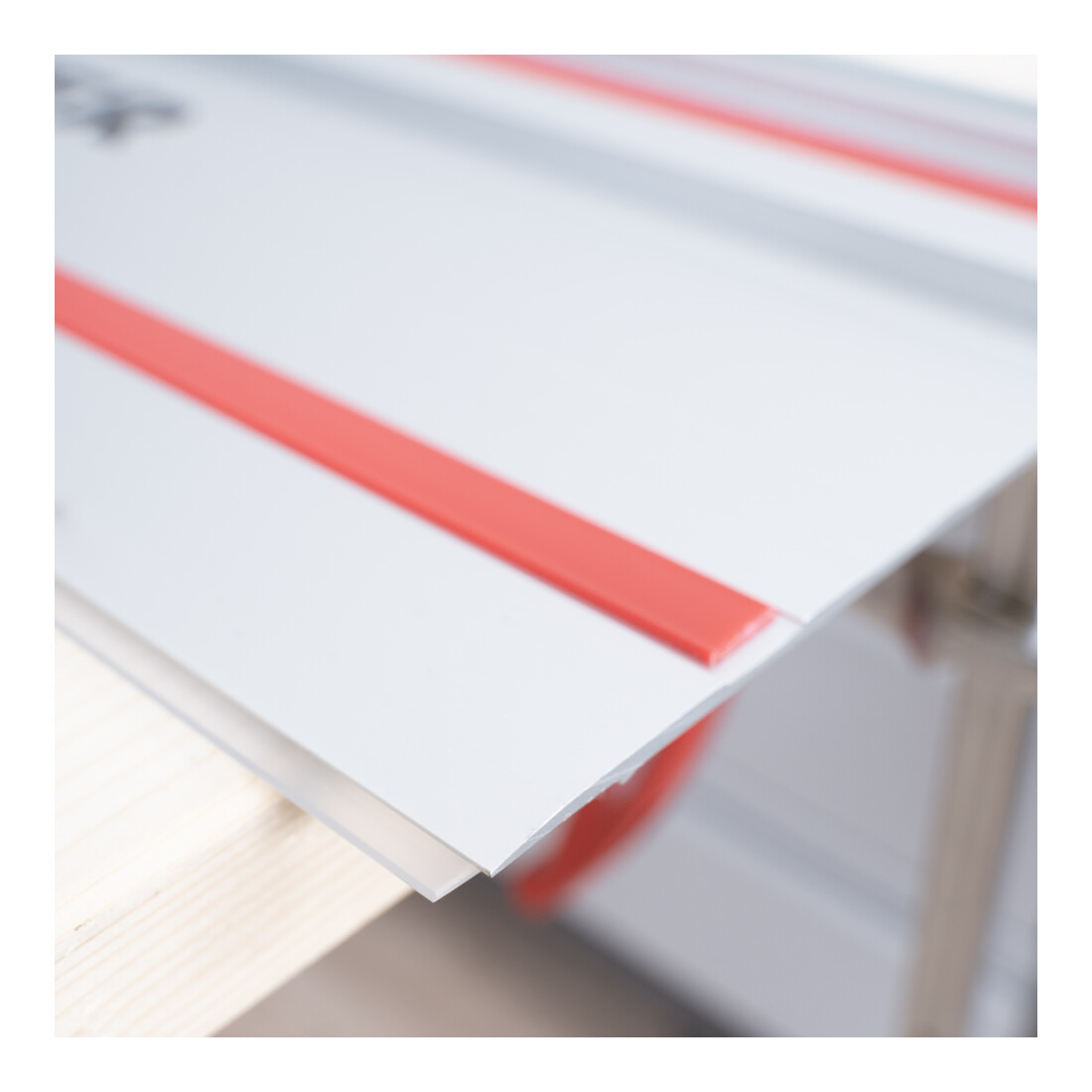 Rail de guidage STIER