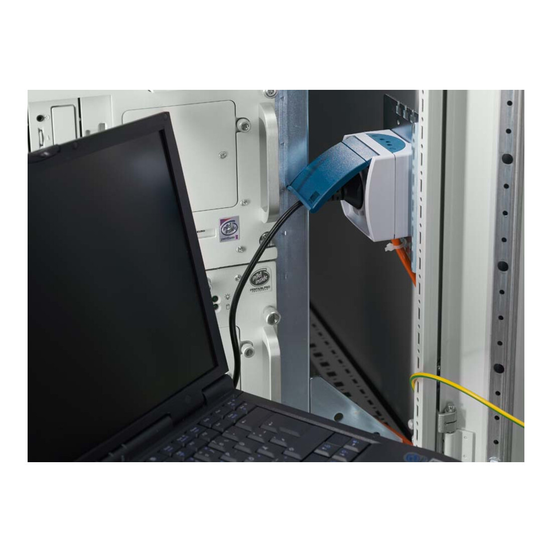 Rittal Prise de service pour cadre d'armoire DK 7280.100