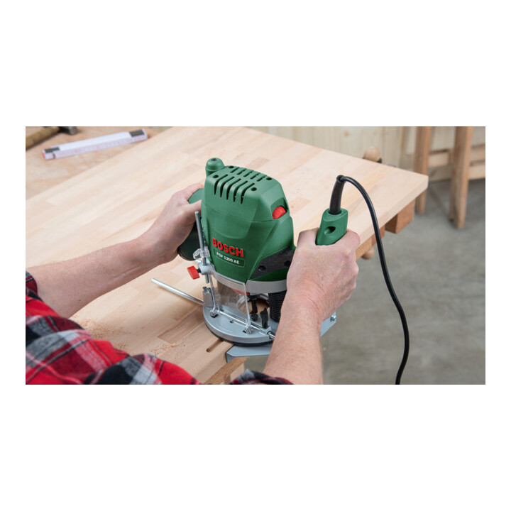 Routeur Bosch POF 1200 AE