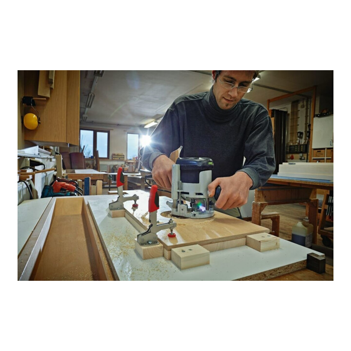 Sauterelle à serrage vertical et levier vertical avec bras ouvert et platine de fixation horizontale STC-VH Bessey