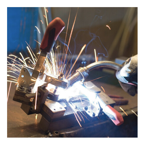 Pince à poussoir AMF n° 6841 - petit pied coudé