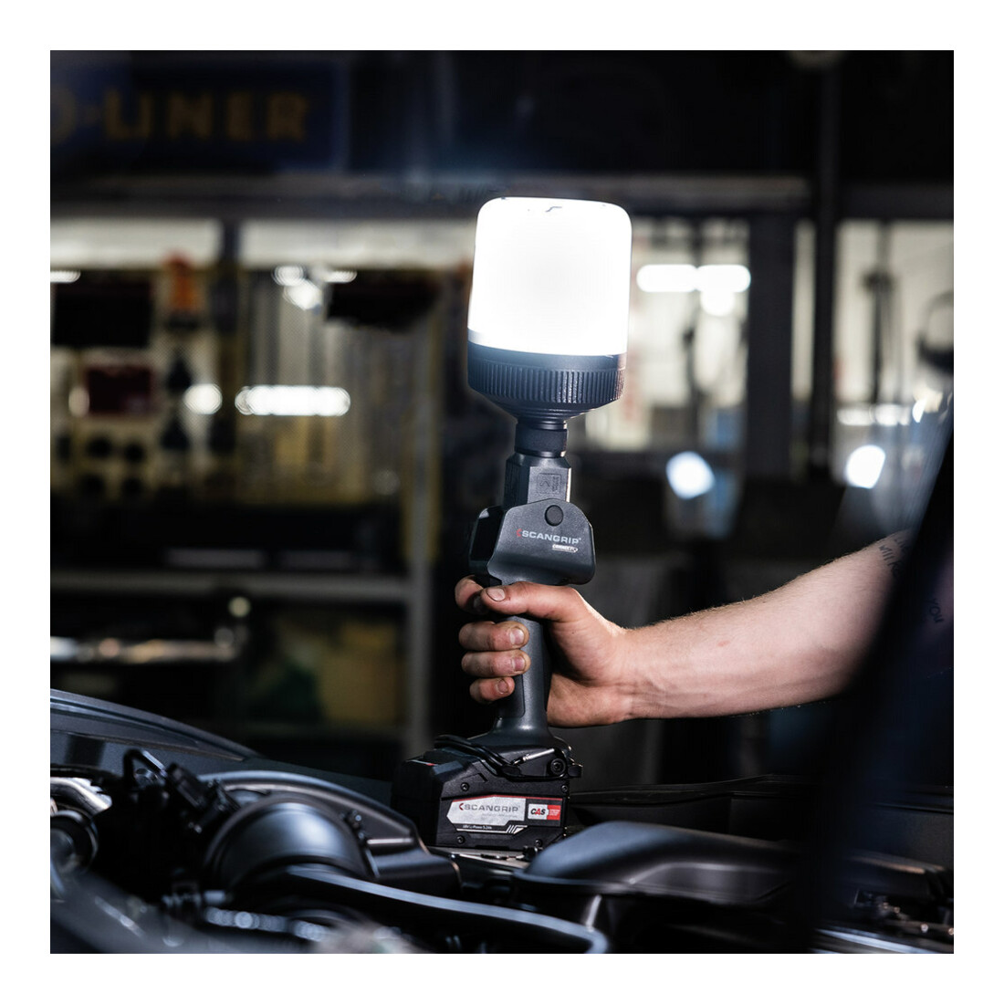 SCANGRIP Lampe de travail sans fil MULTILIGHT BODY CONNECT sans batteries
