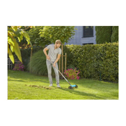 Scarificateur combisystem Boy GARDENA, 32 cm de large