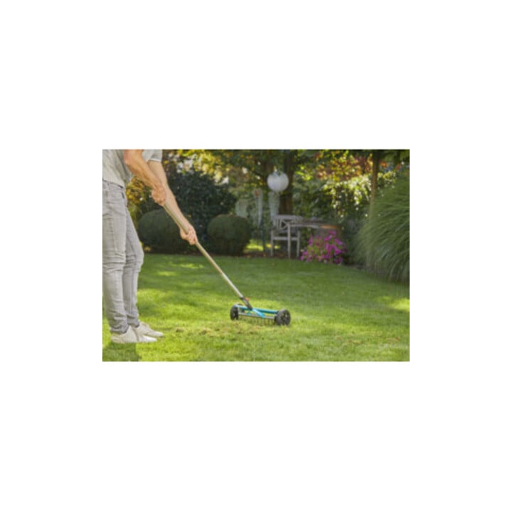 Scarificateur combisystem Boy GARDENA, 32 cm de large