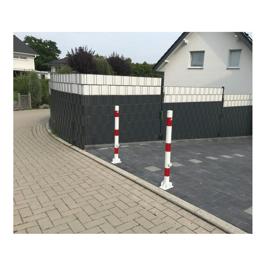 Schake Absperrpfosten Typ 460FUB, umlegbar + Dreikantverschluß, Ø 60mm, weiß / rot