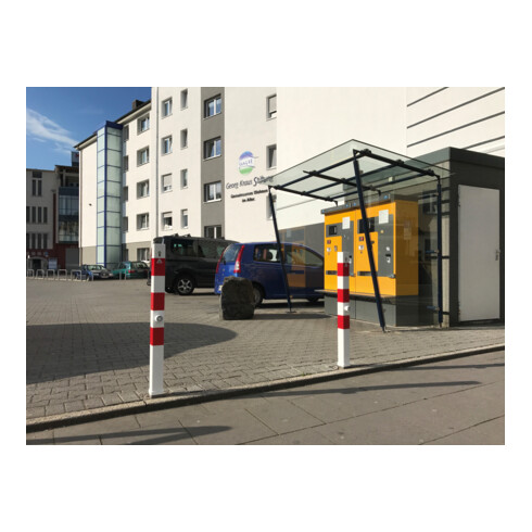 Schake Absperrpfosten Typ 470FZB, herausnehmbar, 70x70mm + Dreikantverschluß, Profilzylinder, weiß / rot