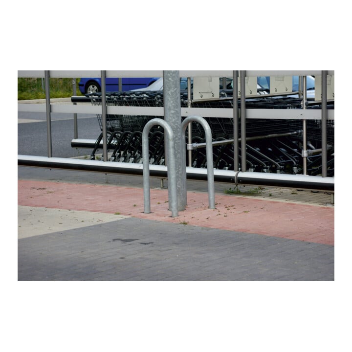 Schake Baumschutzbügel aus Stahlrohr Ø60mm Breite 800mm Gesamthöhe 1450mm, beschichtet, RAL 6005