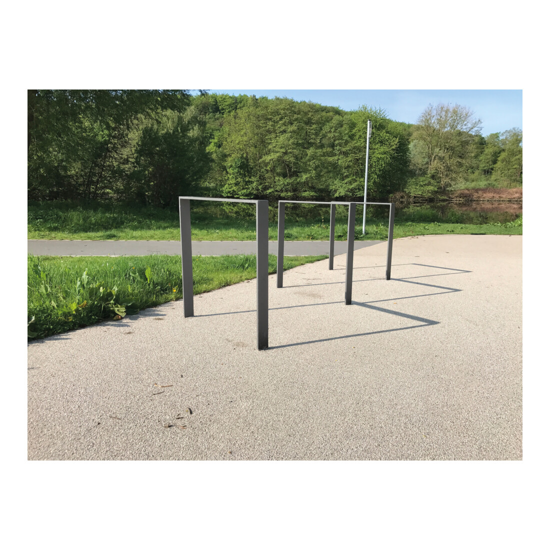 Schake Flachstahlbügel 50x12mm, Breite: 450mm Gesamthöhe:1200 mm + Querholm, beschichtet