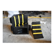 Schake Radkeil schwarz mit drei gelben Streifen, 285 x 155 x 185 mm-2