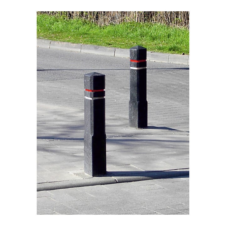 Schake Recyclingpfosten Vierkant 140x140mm, Gesamtlänge: 1400mm + zwei Fräsungen 15mm, zwei Reflektorbänder (oben rot, unten weiß), Farbe: schwarz