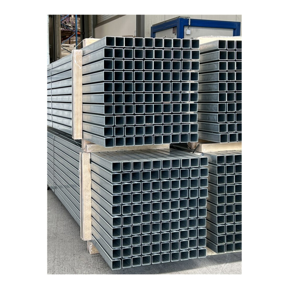 Schake Schaftrohr 40 x 40 mm verzinkt, Länge: 2,50 m