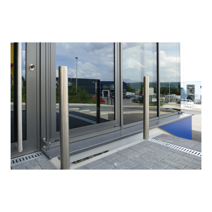 Schake Sperrpfosten aus Edelstahl Typ 4272UZ, umlegbar-, Ø 76mm + Profilzylinder zum Aufdübeln, geschliffen