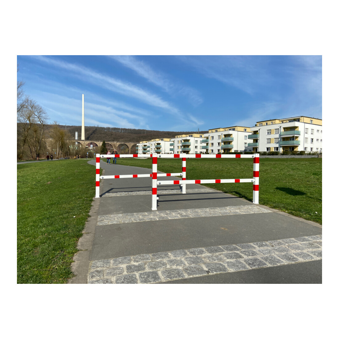 Schake Wegesperren 2,50m ohne Knieholm + Dreikantverschluss, schwenkbar, weiß / rot
