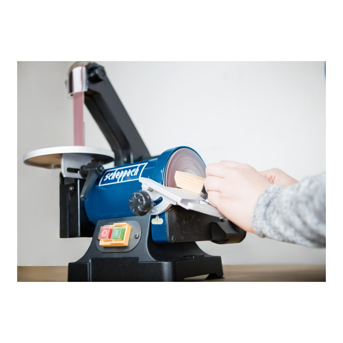 Scheppach Ponceuse à bande et plateau BTS700 250 W 230V/50 Hz