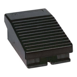 Schneider Electric Interrupteur au pied ÖS XPEA110