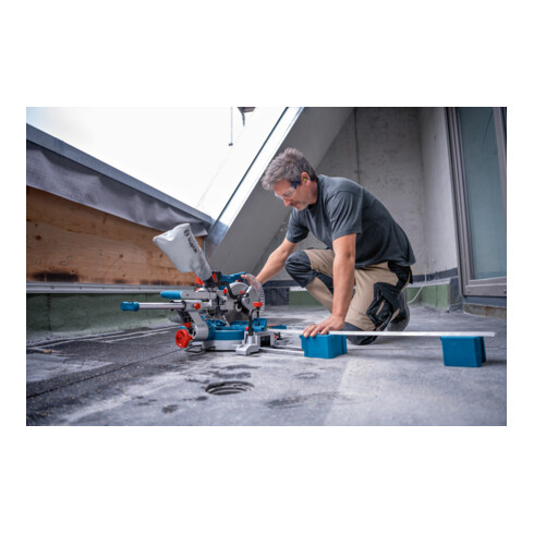 Scie à onglets sans fil BITURBO GCM 18V-216 D Bosch
