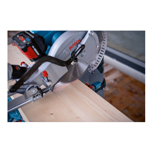Scie à onglets sans fil BITURBO GCM 18V-254 D Bosch