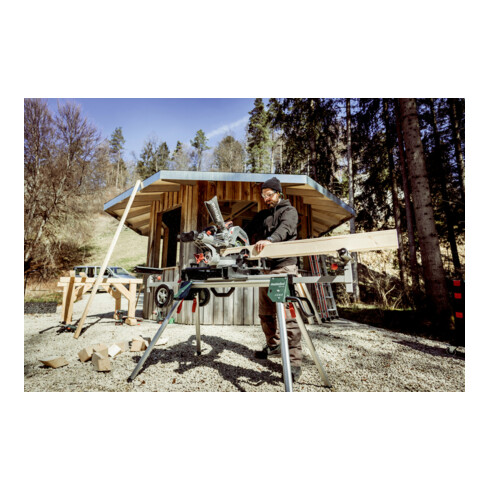 Scie à onglets sans fil Metabo KGS 18 LTX BL 305 avec fonction radiale